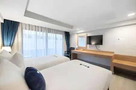 Kokotel Phuket Patong - 44