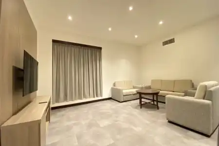Arcadia Apartments - 9