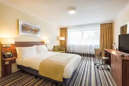 Holiday Inn Brighton Seafront by IHG - 79