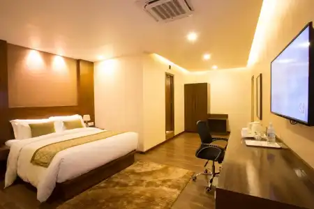 Yatri Suites and Spa - 74