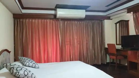Interchange Tower Serviced Apartment - 138