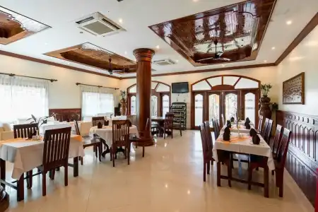 Gloria Angkor - 16