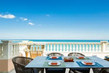 Birais Beach Studios - 123