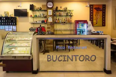 Room in Guest Room - Bucintoro Restaurant & Guesthouse Belvedere - 10 Minutes From Patong Beach - 5