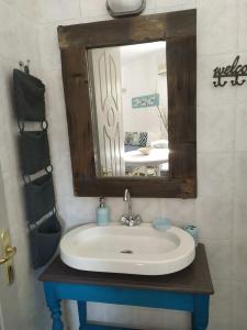 Captain's B&B - 7