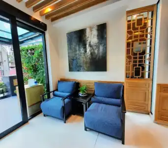 Ama's House Luxury Boutique - 3