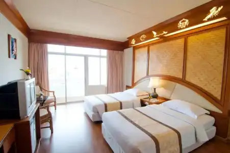 Golden Beach Pattaya - 76
