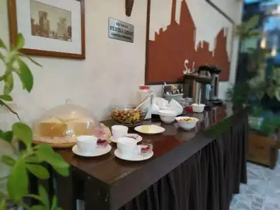 Sunrise Caravan Stay - 6