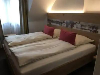 Villa Benz Garni - 30