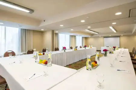 Allure & Conference Centre - 25