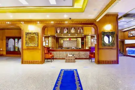 OYO 125 Moon Plaza - 1