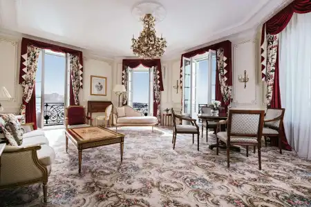 Hôtel du Palais - 145