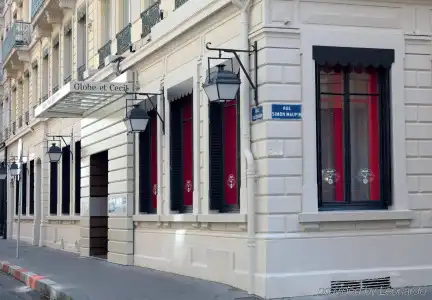 Globe et Cecil Hôtel - 0