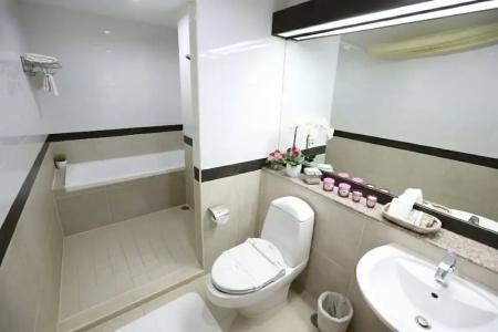 J - Town Serviced Apartments - 35