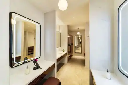 Radisson Collection,Xing Guo - 5