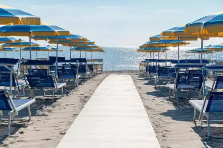 City Beach Resort - 32