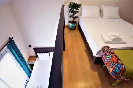 Juliet Alacati - 38