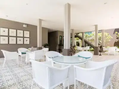 First Choice Suites by the Sea - 24
