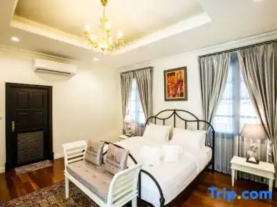 Merchant Villa - 100