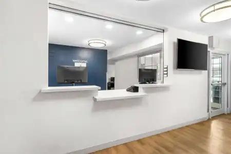 Sonesta Simply Suites Austin South - 5