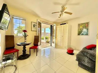 Sun Rose Apartments - 42