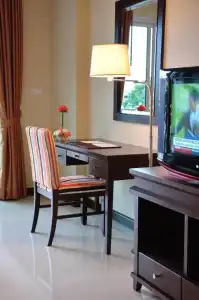 August Suites - 45