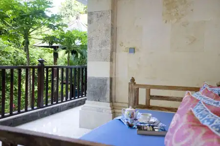 Kano Sari - 10