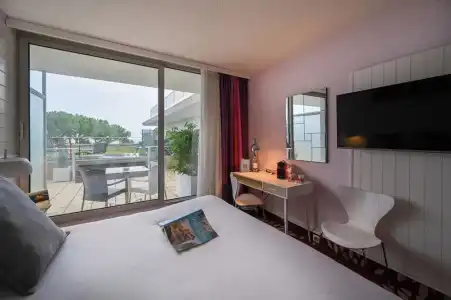 Hôtel Point France - 72