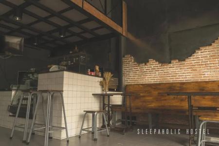 Sleepaholic Hostel - 32