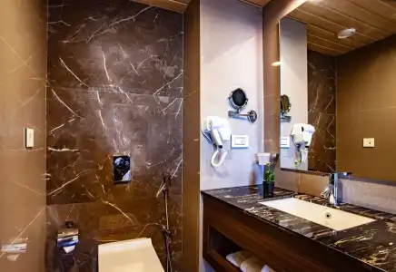 Royale Exotica - 13