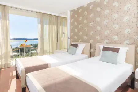 Amfora Hvar Grand Beach Resort - 6