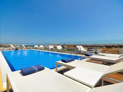 H10 Marina Barcelona - 23