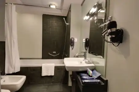 Signature Apartments & Spa - 9