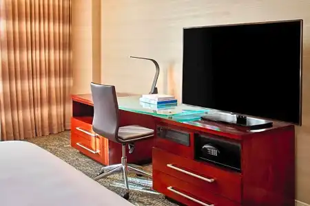 Renaissance Dallas - 70