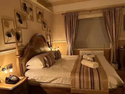 Chester House Guest House - 61