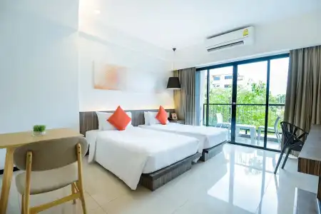 J Residence - 116