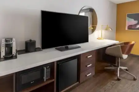 Hilton Garden Inn Los Angeles / Hollywood - 25