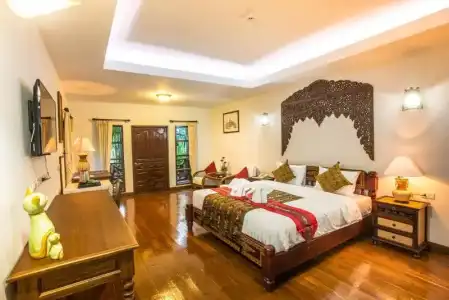 Pingdoi Hualin Boutique - 35
