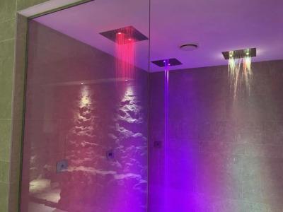 Spa & Wellness by Des Anglais " Ingresso SPA gratuito" - 24