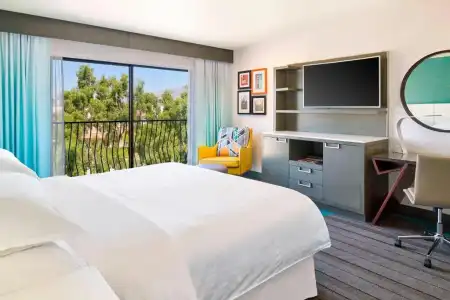 Sheraton Tucson and Suites - 52
