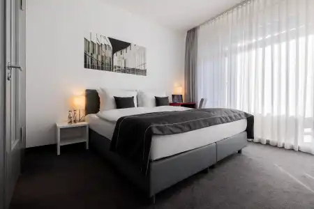 Garner Berlin - Gendarmenmarkt by IHG - 31