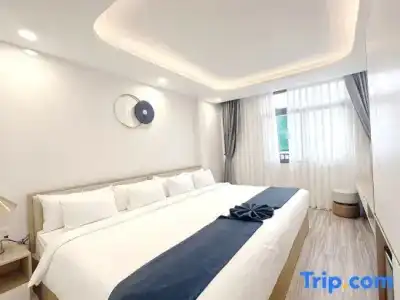 Phuong Mai - 22