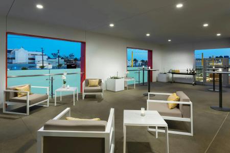 Courtyard by Marriott Santa Monica - 27