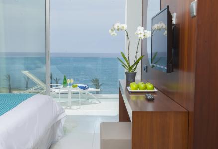 King Evelthon Beach & Resort - 5