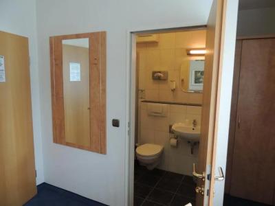 Airport BusinessKöln - 10