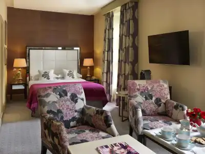 The Mandeville - 64