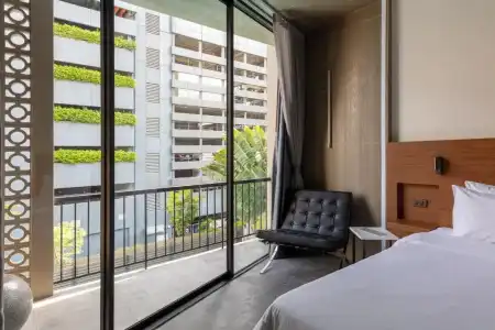 Reno Bangkok - 36