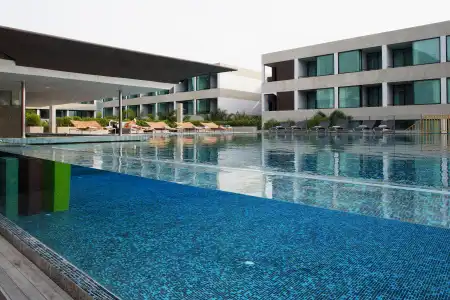 B-Lay Tong Beach Resort - 17
