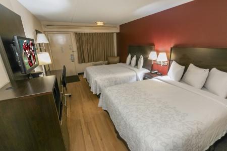 Red Roof Inn PLUS+ Ann Arbor - U of Michigan North - 15