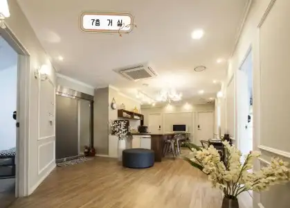 First Guest House - Hostel - 6